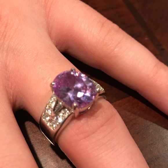 Jewelry - Amethyst Ring